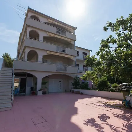 Apartamento Vila Aleluja